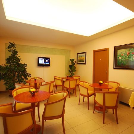פסארו Hotel Gala מראה חיצוני תמונה