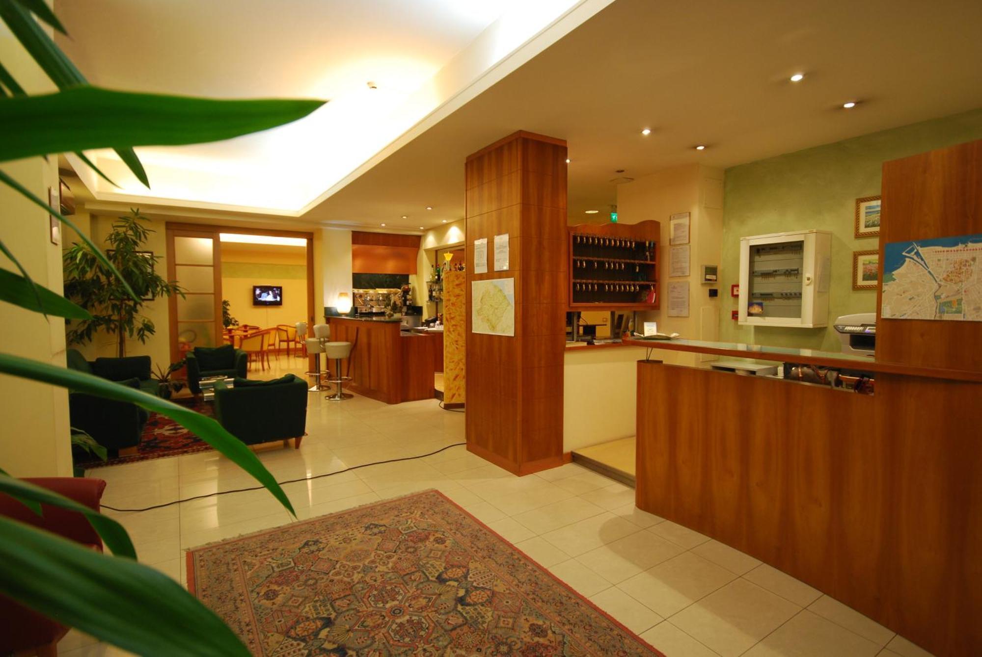 פסארו Hotel Gala מראה חיצוני תמונה