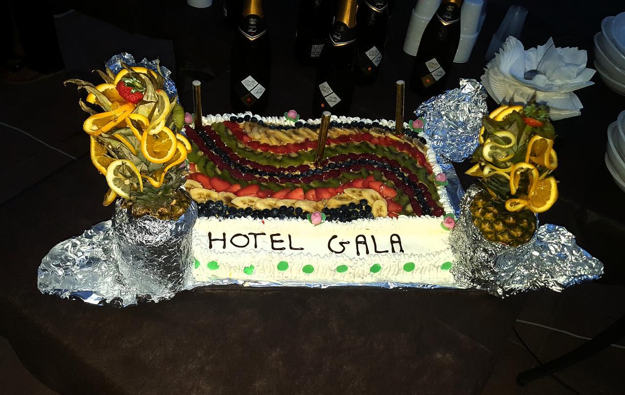פסארו Hotel Gala מראה חיצוני תמונה